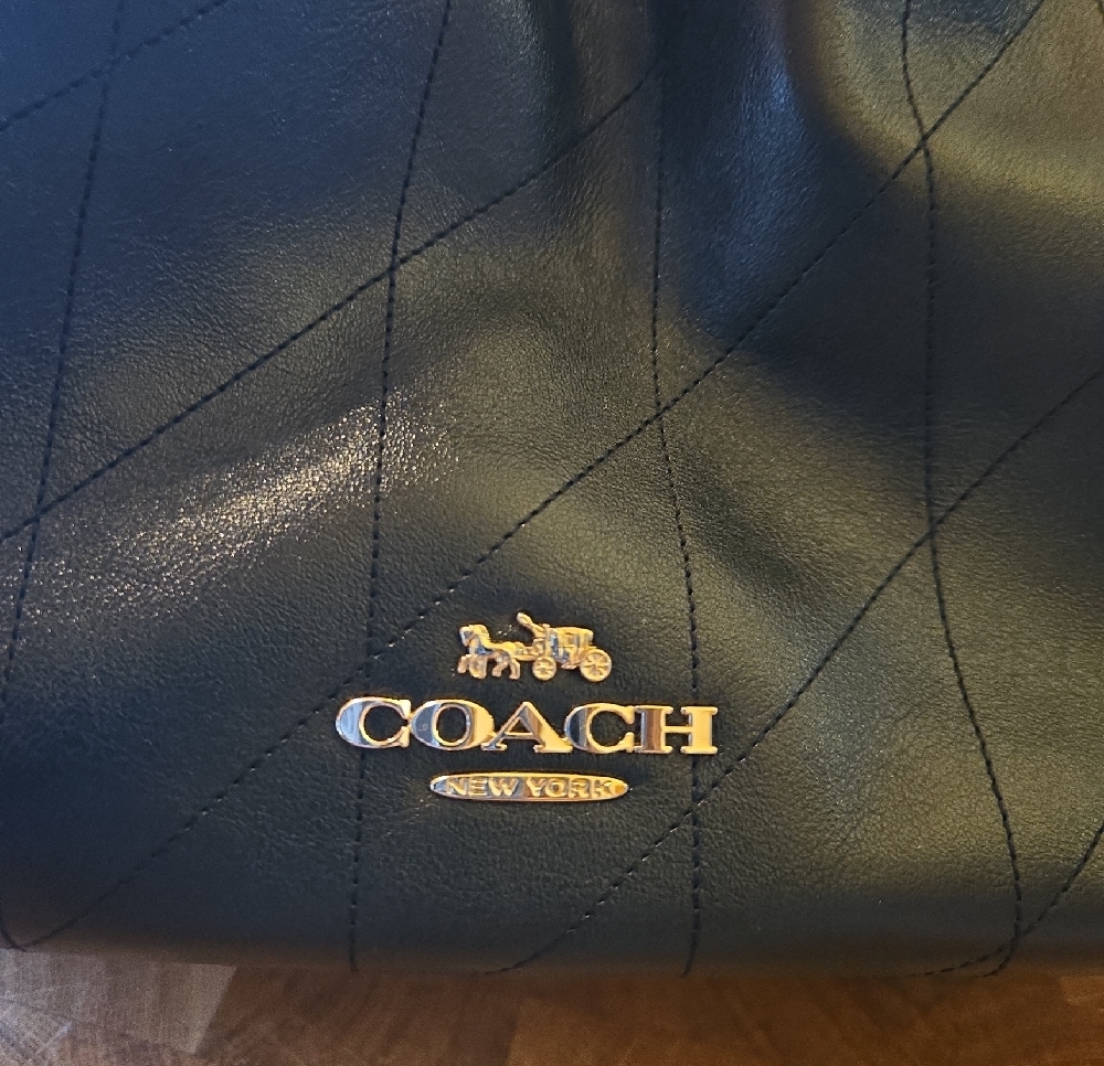 Coach LTH EVLYN Quilted Leather Shoulder Bag with Gold Chain Handles - Picture 3 of 15